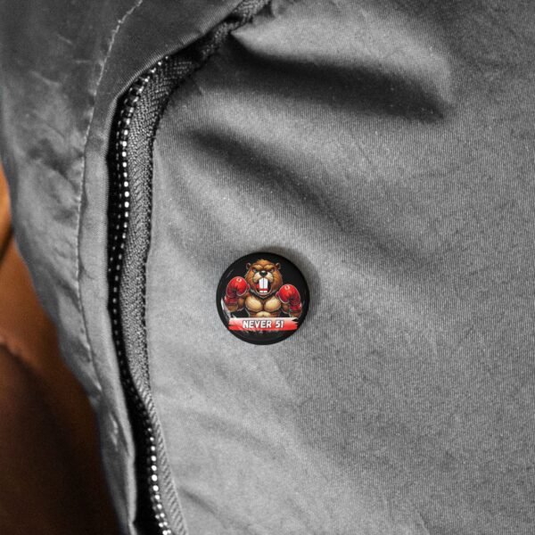NEVER 51 🇨🇦🥊 Bold Beaver Boxing Pin Black🦫🔥 - Image 6